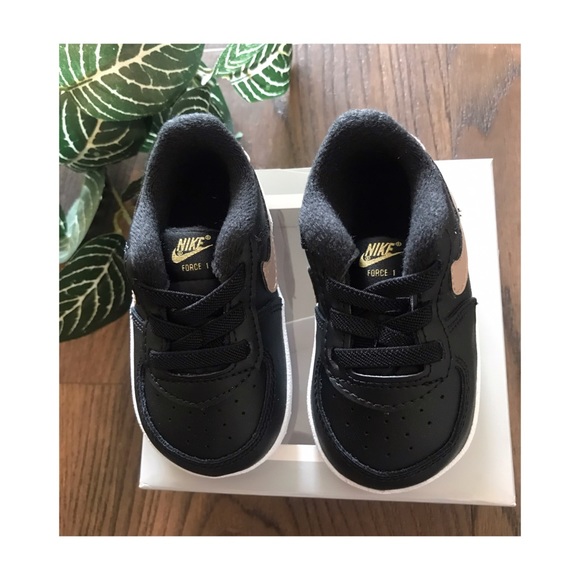 NIKE BLACK AIR FORCE 1 CRIB BABY GYM SHOES SIZE … - Picture 3 of 8